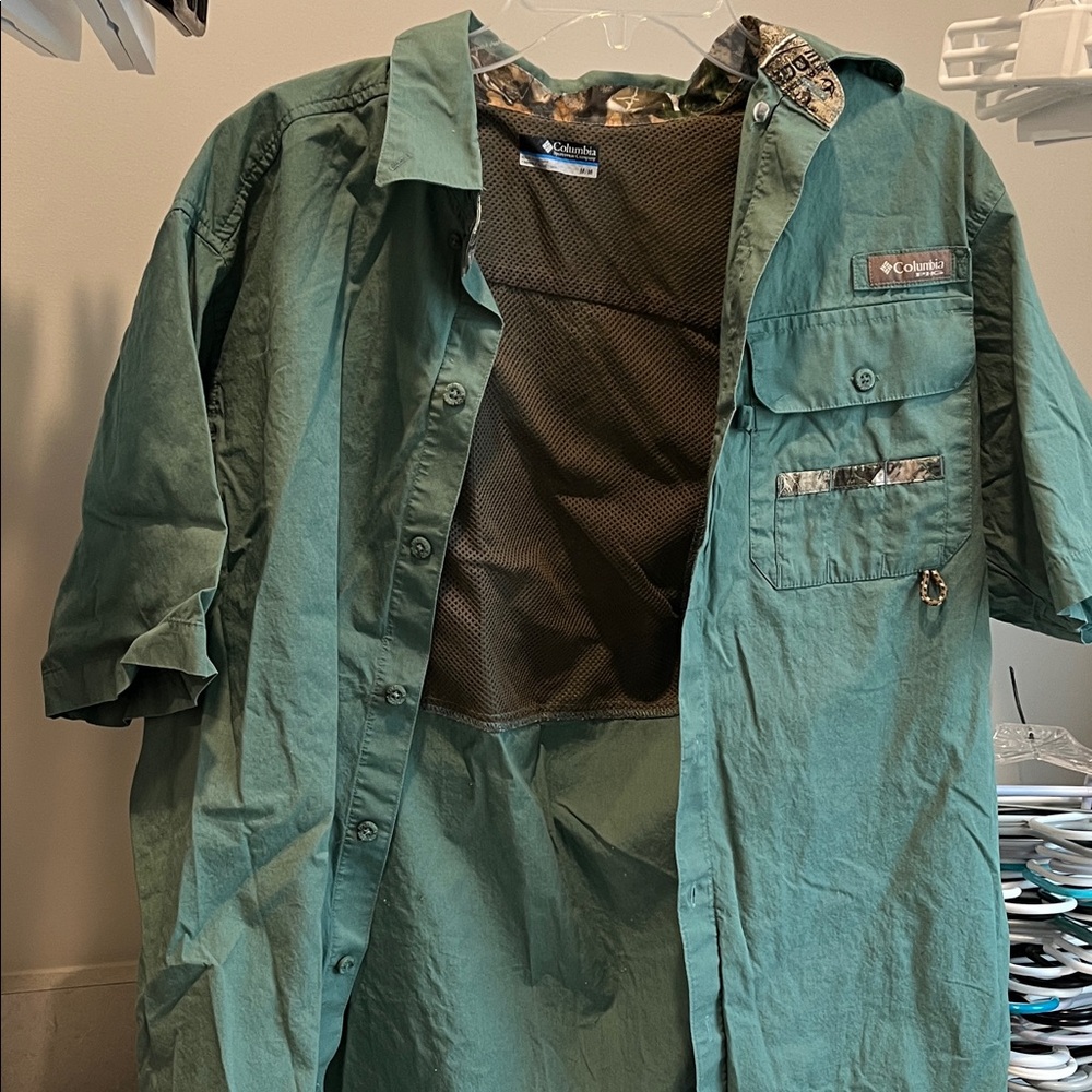 Columbia Teal Button-Up Shirt